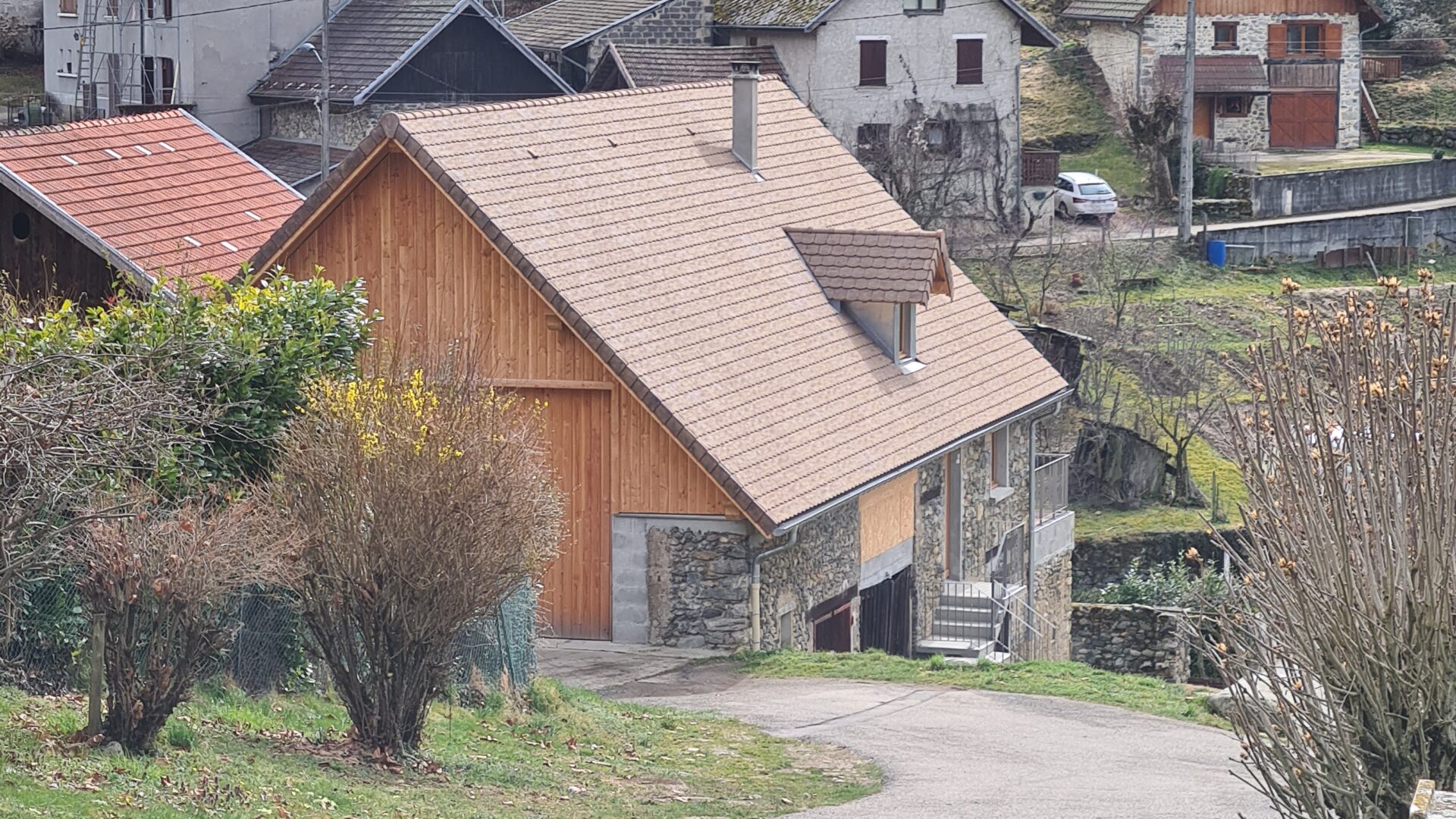 Travaux de couverture — réalisation Charpentier des Cimes