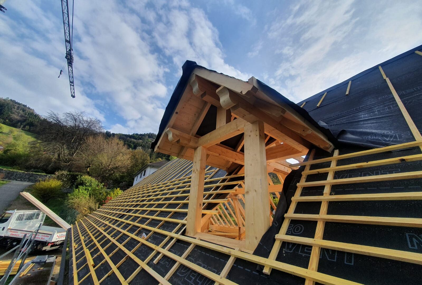 Travaux de couverture — réalisation Charpentier des Cimes