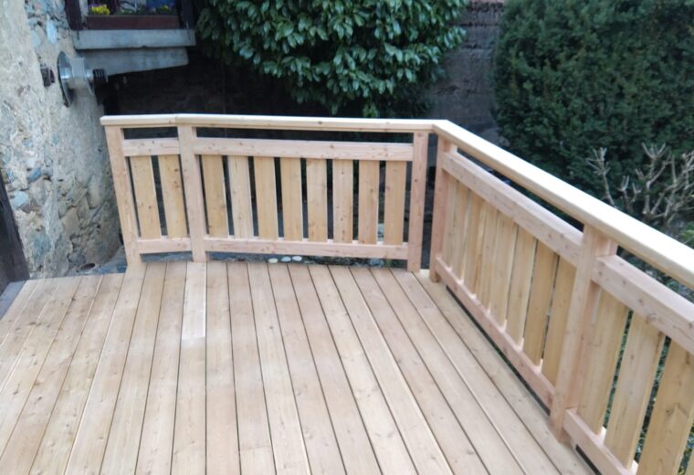 Terrasses et pergolas realise par Charpentier des Cimes a Froges
